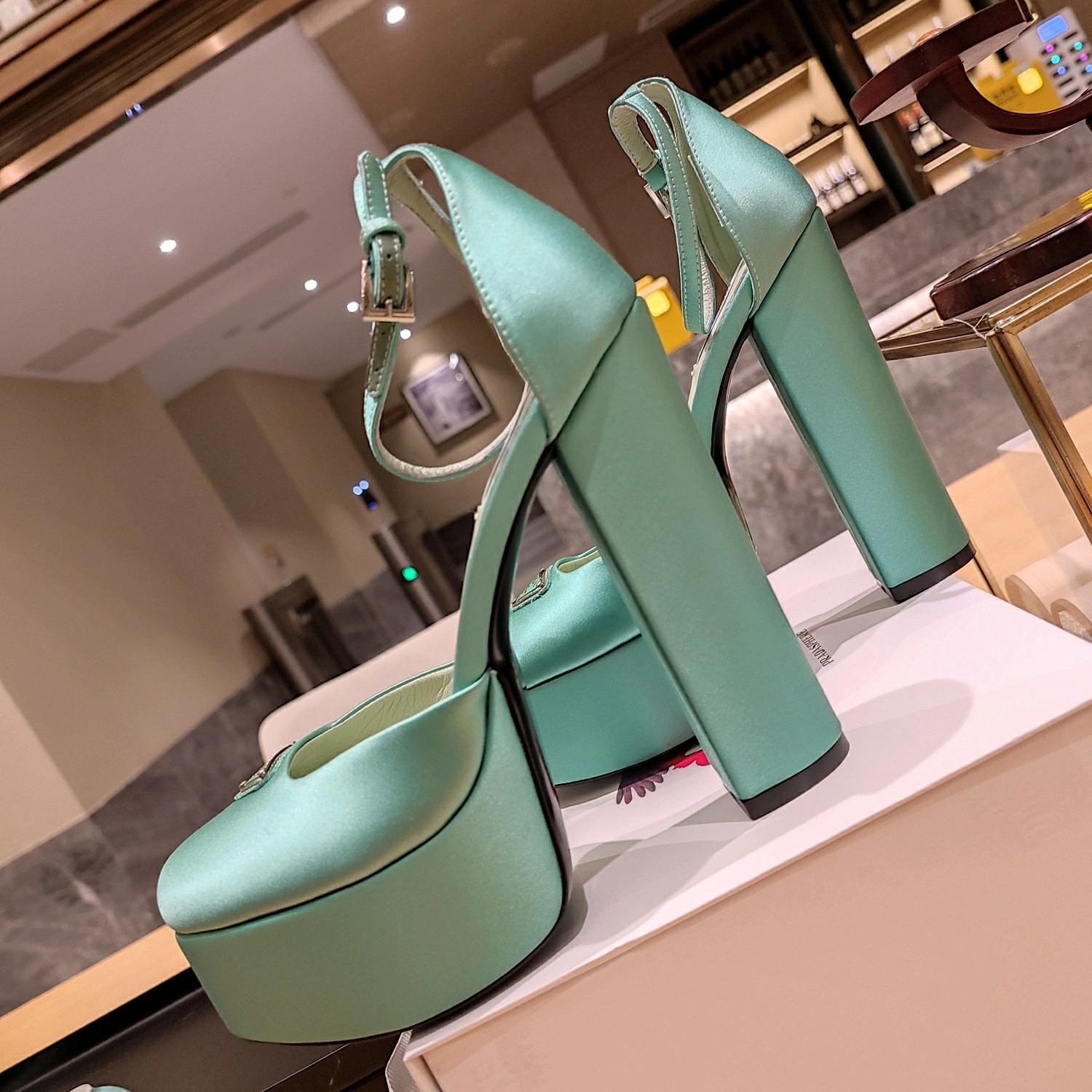 COCO— 13.5cm Heel height 4cm Water table item:C-X150B1833